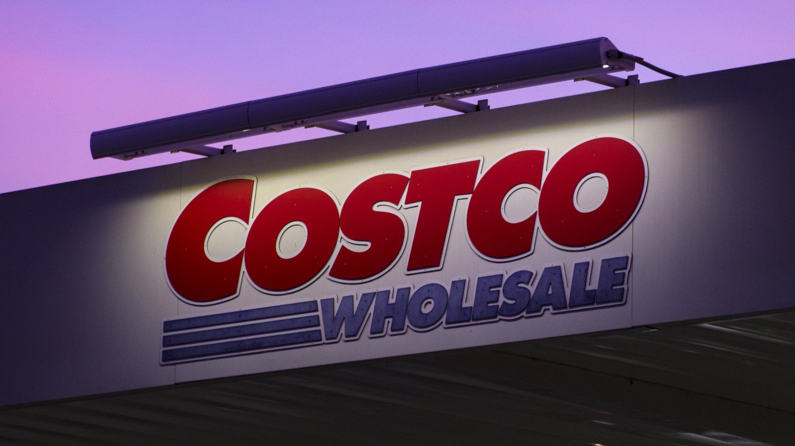 7 Electronics You Should Try To Buy From Costco (And Why)