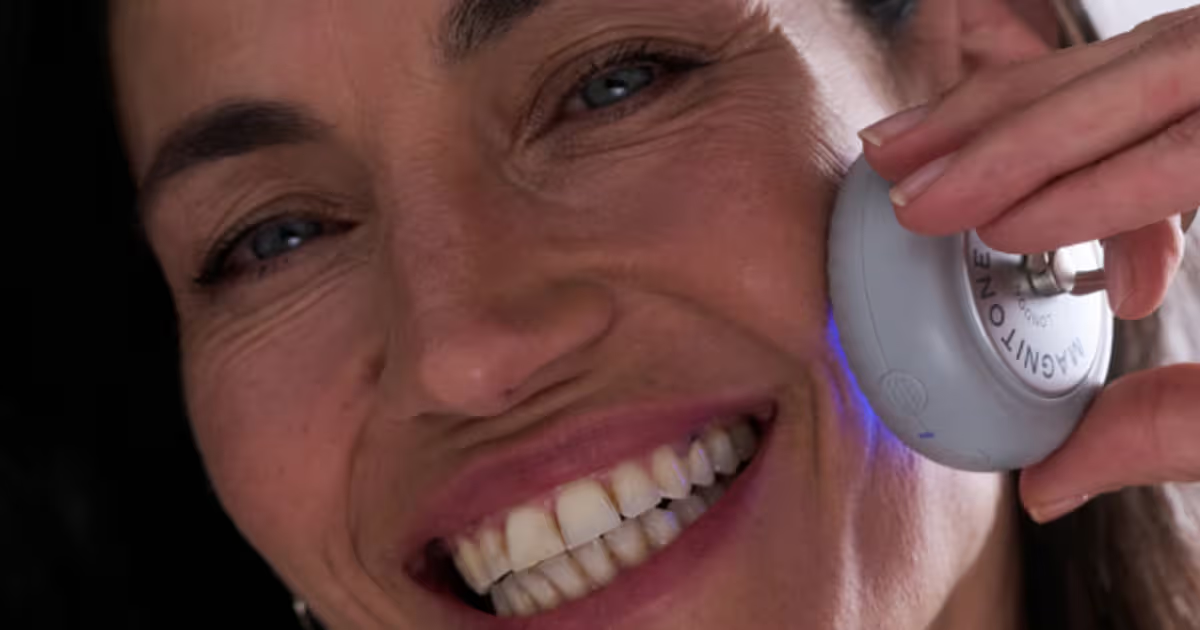 Beauty fans see ‘amazing results’ with LED tool that ‘tightens skin’ and ‘reduces scarring’