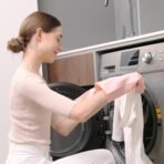 COOLJOB Medium Household Rubber Gloves with Cotton Liner & Non-slip Grip, Waterproof Long Lasting Dishwashing Gloves for Kitchen & Bathroom Cleaning, Light Pink, 1 Pair - Image 4