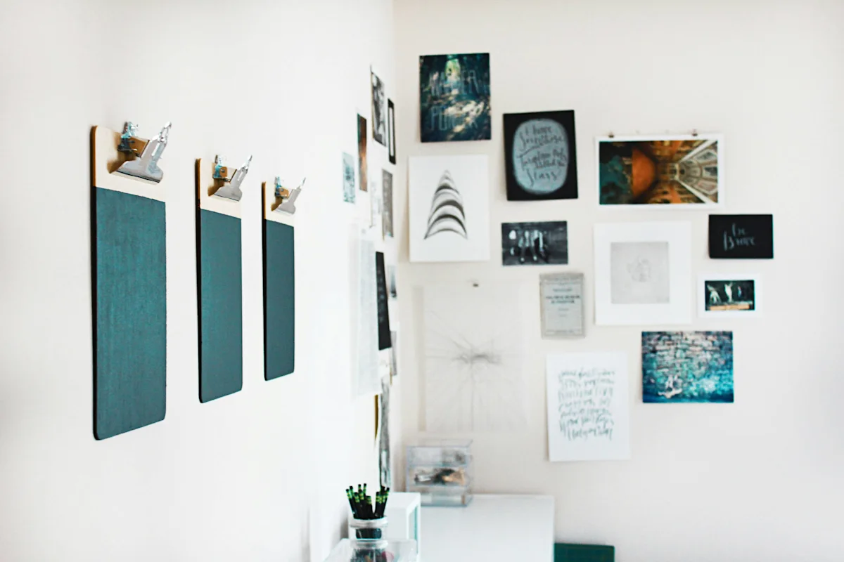 Discover the Creative Home Decor Trend: Scrap-Walling Explained