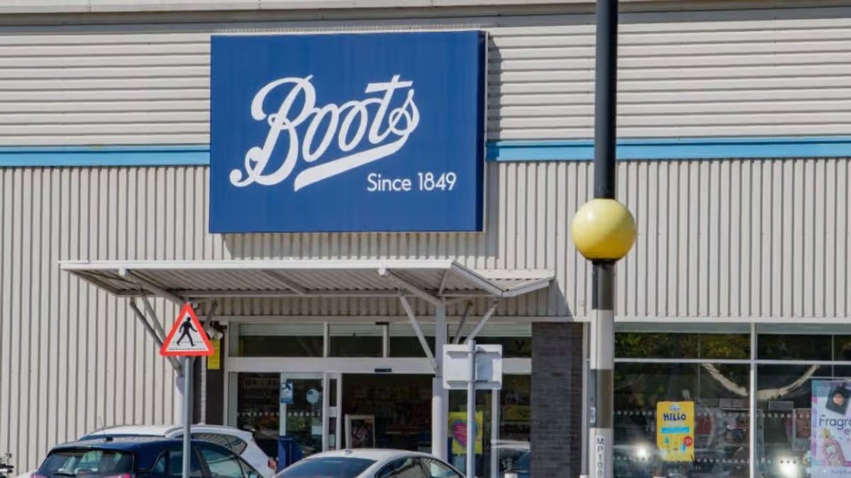 Boots shoppers race to buy £302 Korean skincare advent calendar for under £90