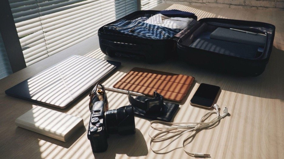 Baggage Cover vs Electronic Gadget Theft Cover: Why They Are Not the Same